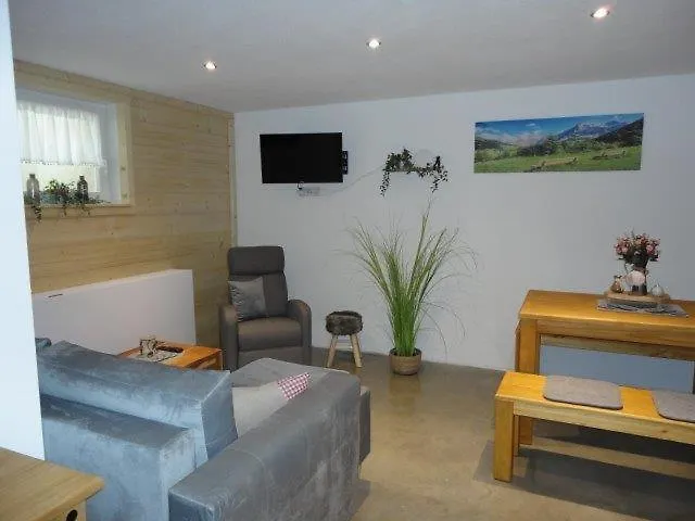 Kieferbachtal Apartamento *